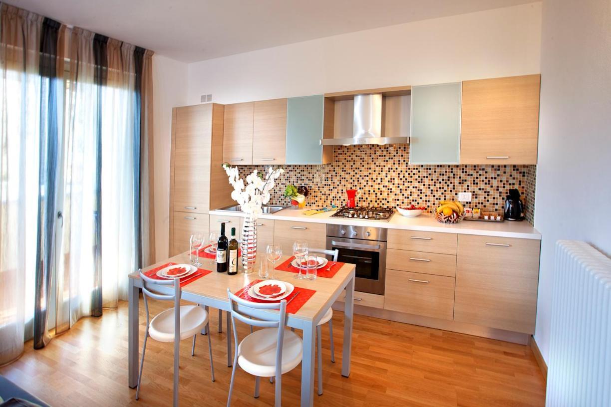 Tremezzo Residence Esterno foto